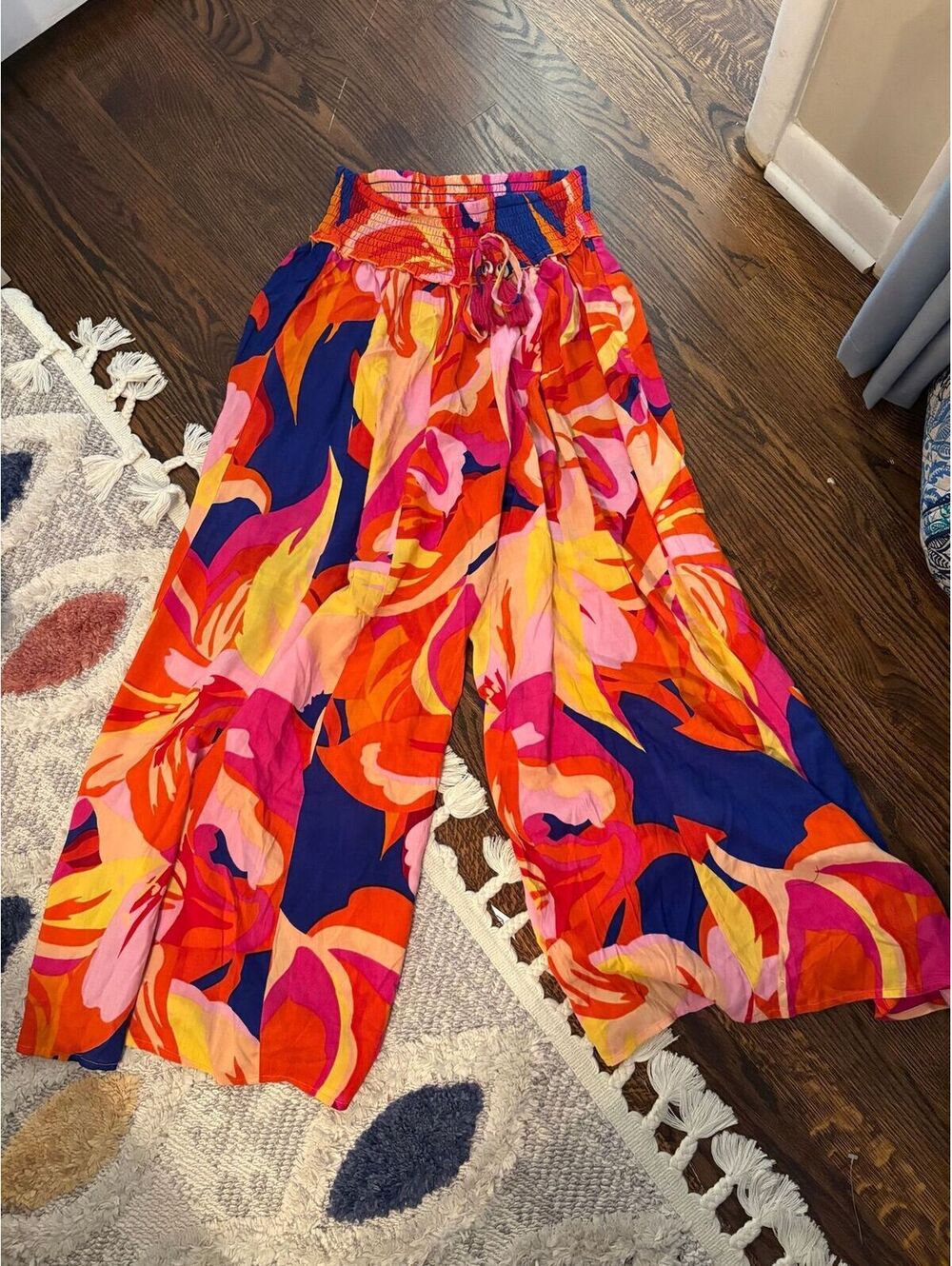 #256 NEW Boutique True Destinations floral wide leg pants